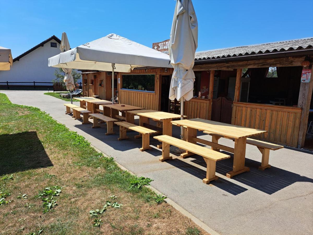 Glamping House Ranc Luze Hotel Exterior photo